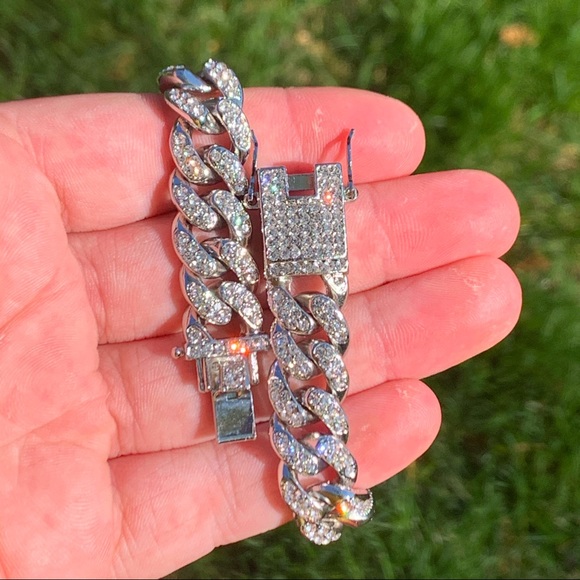 13mm Cuban Link Bracelet White Gold Iced - Picture 5 of 5